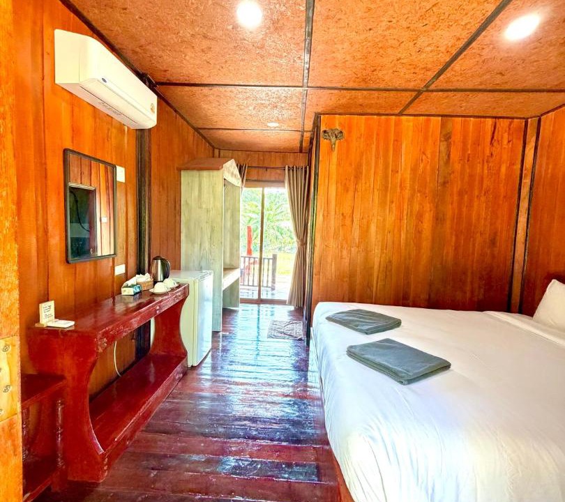 Photo of Bedroom in Ko Yao