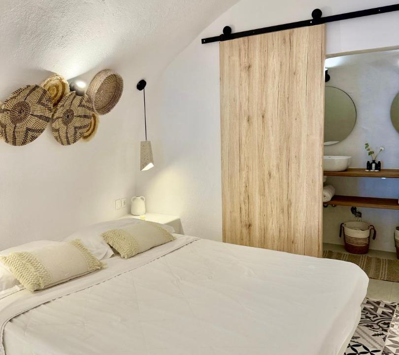 Photo of Bedroom in Perissa
