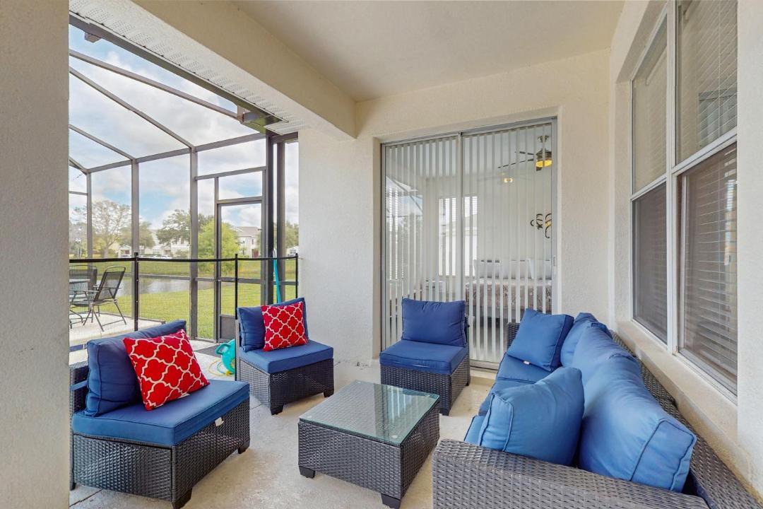 Photo of Patio Balcony in Trafalgar Village