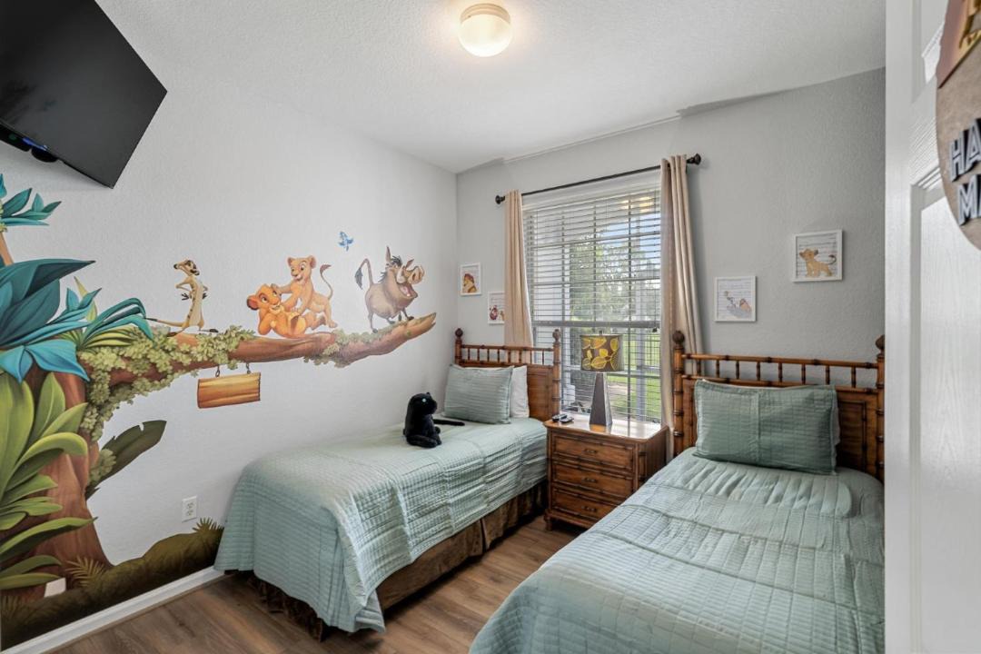 Photo of Bedroom in Windsor Palms
