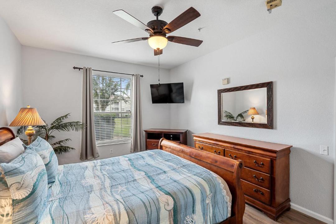 Photo of Bedroom in Windsor Palms