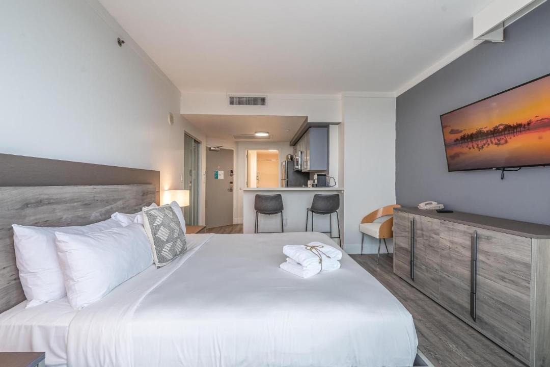 Photo of Bedroom in Coconut Grove