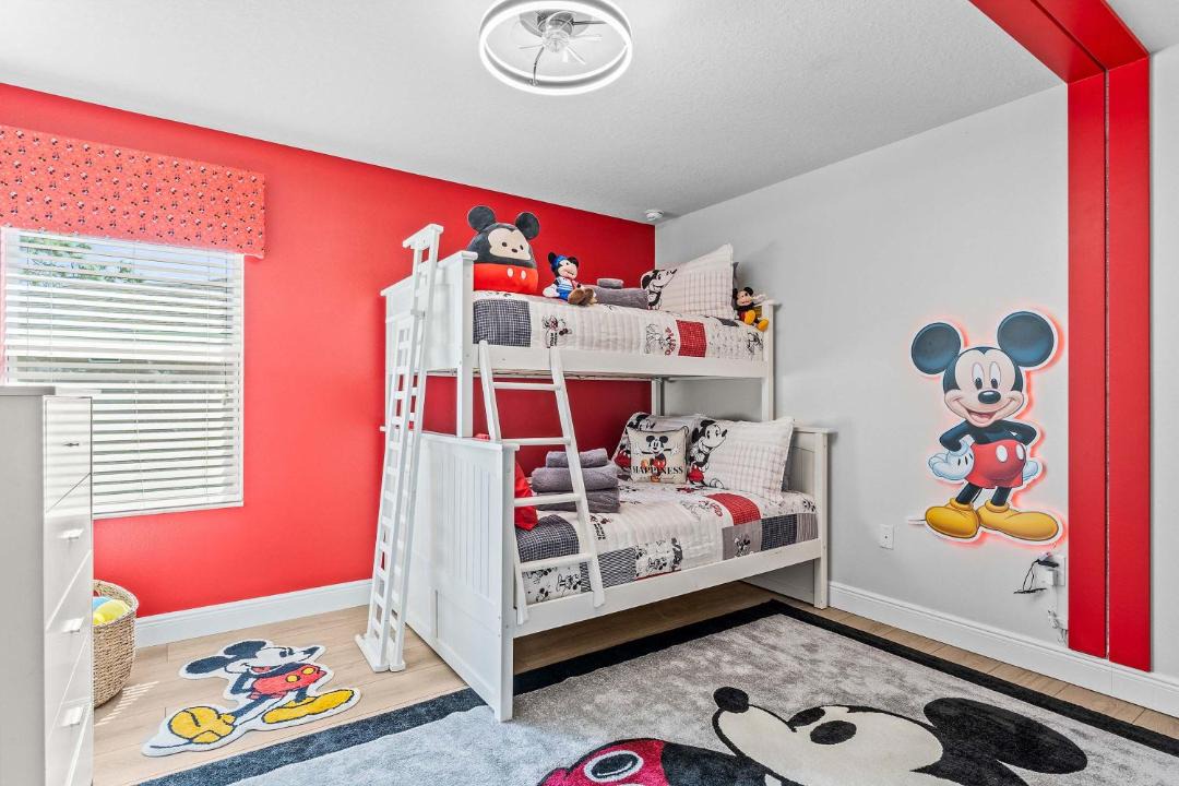 Photo of Bedroom in Veranda Palms