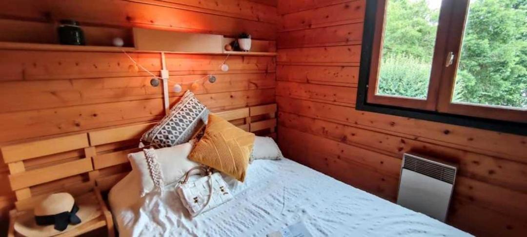 Photo of Bedroom in Saint-Pardoux