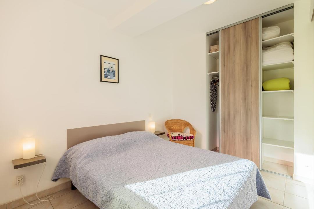Photo of Bedroom in Reilhanette