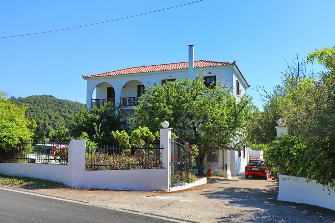 Photo of Others in Alikias