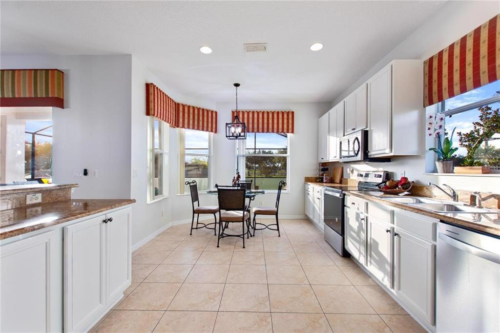 Photo of Kitchen in Crystal Cove