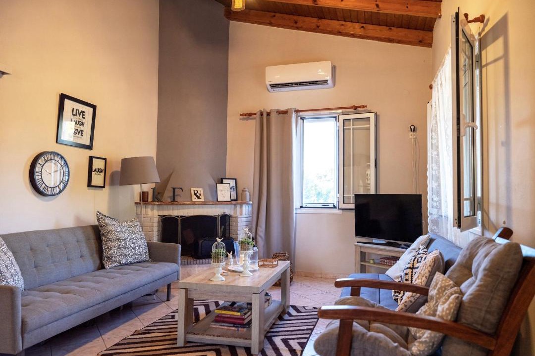 Photo of Livingroom in Lakopetra
