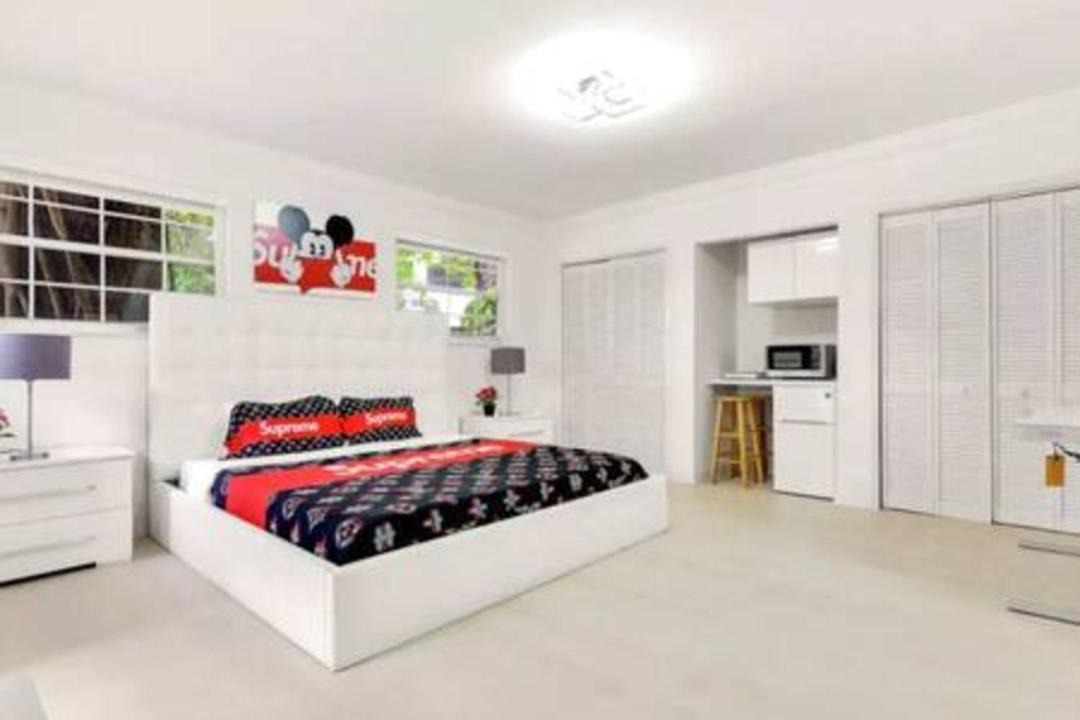 Photo of Bedroom in Northeast Coconut Grove