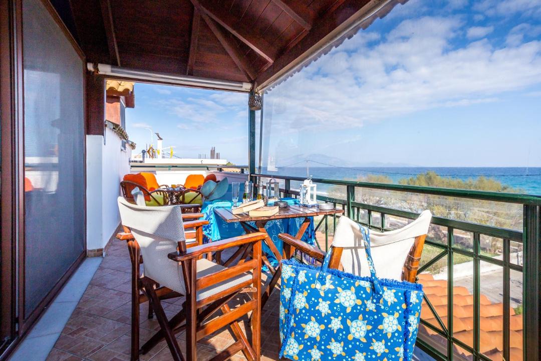 Photo of Patio Balcony in Alikanas