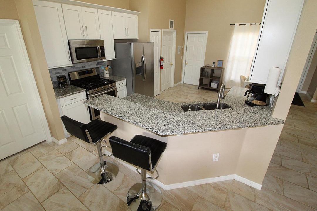 Photo of Kitchen in Crescent Lakes