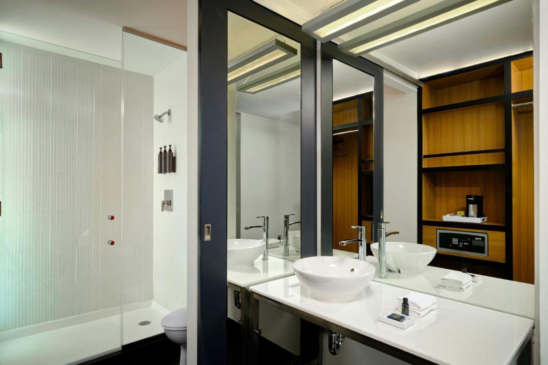 Photo of Bathroom in Doral