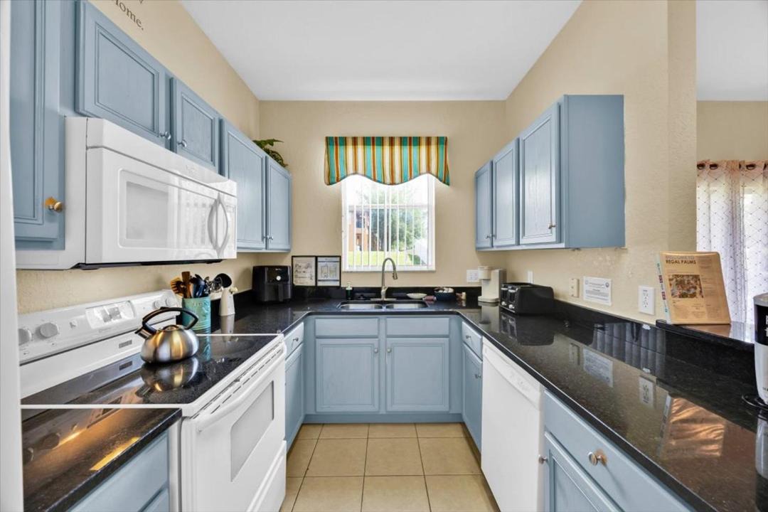 Photo of Kitchen in Regal Palms