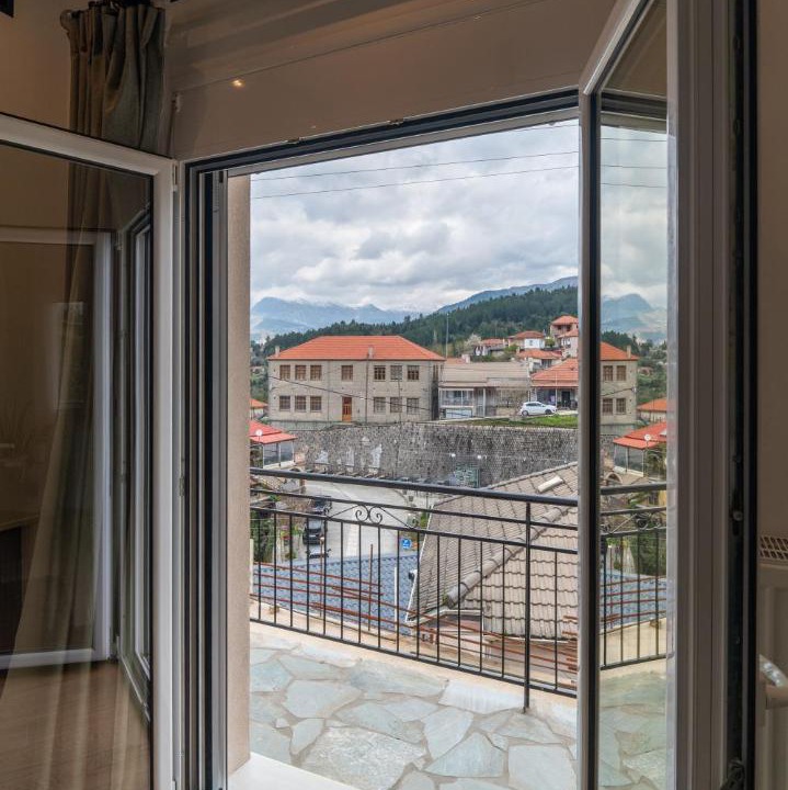 Photo of Patio Balcony in Pramanta
