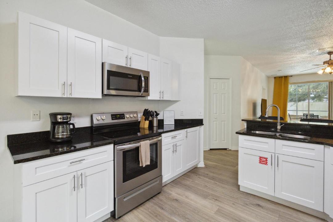 Photo of Kitchen in Sunset Ridge