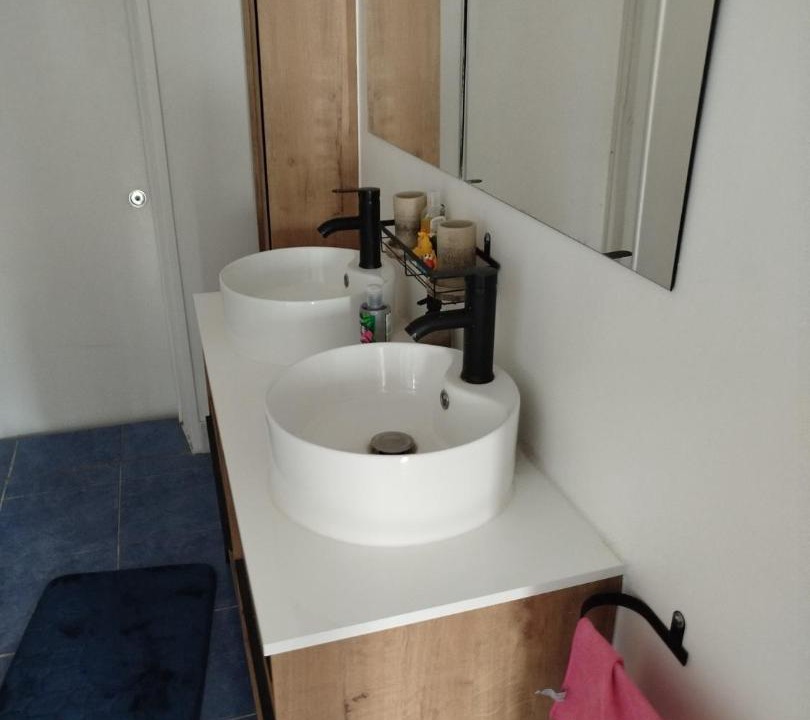 Photo of Bathroom in Cluses