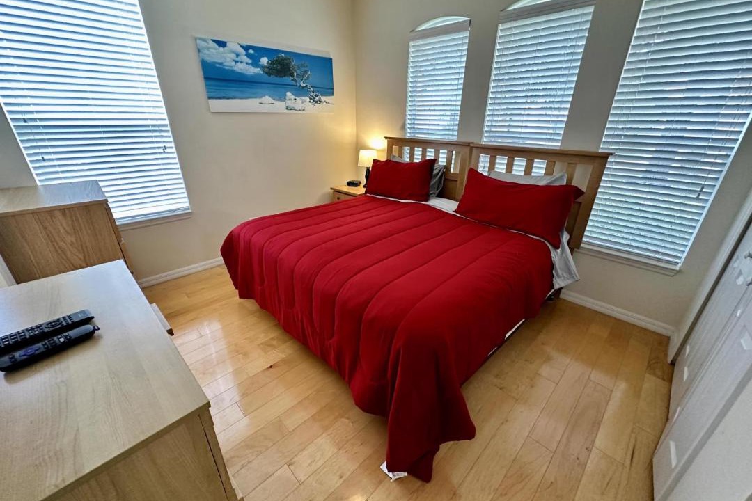 Photo of Bedroom in Watersong