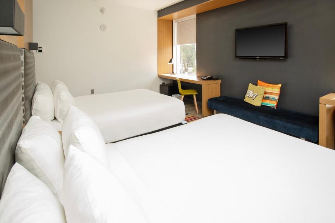 Photo of Bedroom in Doral