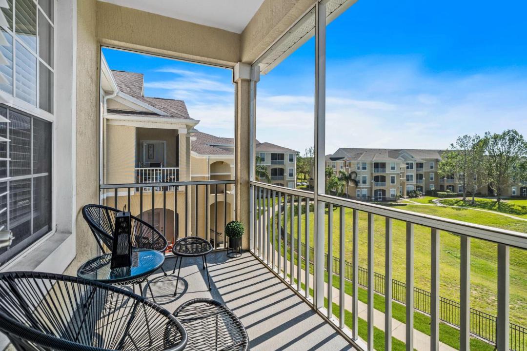 Photo of Patio Balcony in Windsor Palms