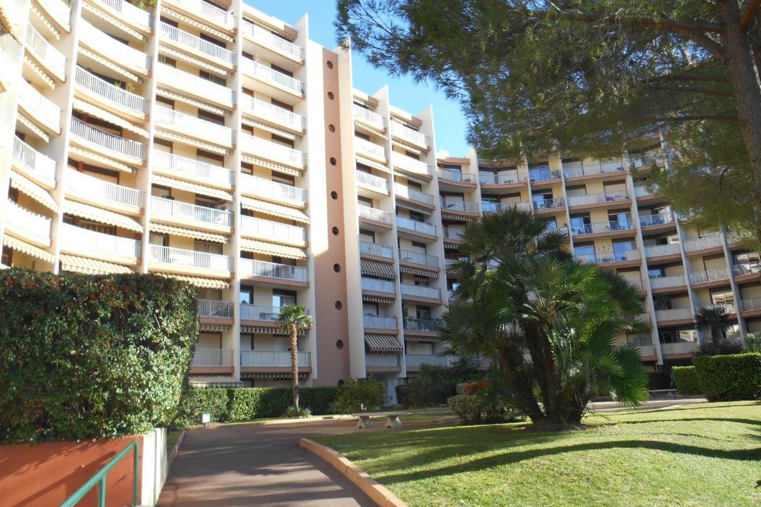 Photo of Buildings in La Napoule