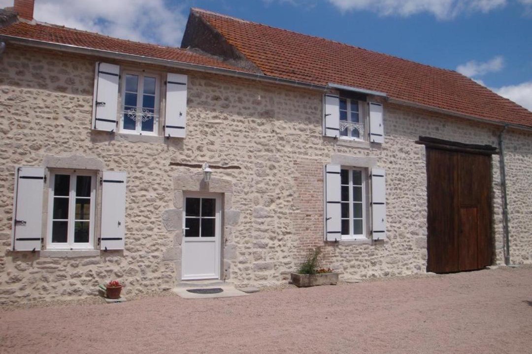 Photo of Buildings in Saint-Priest-d'Andelot