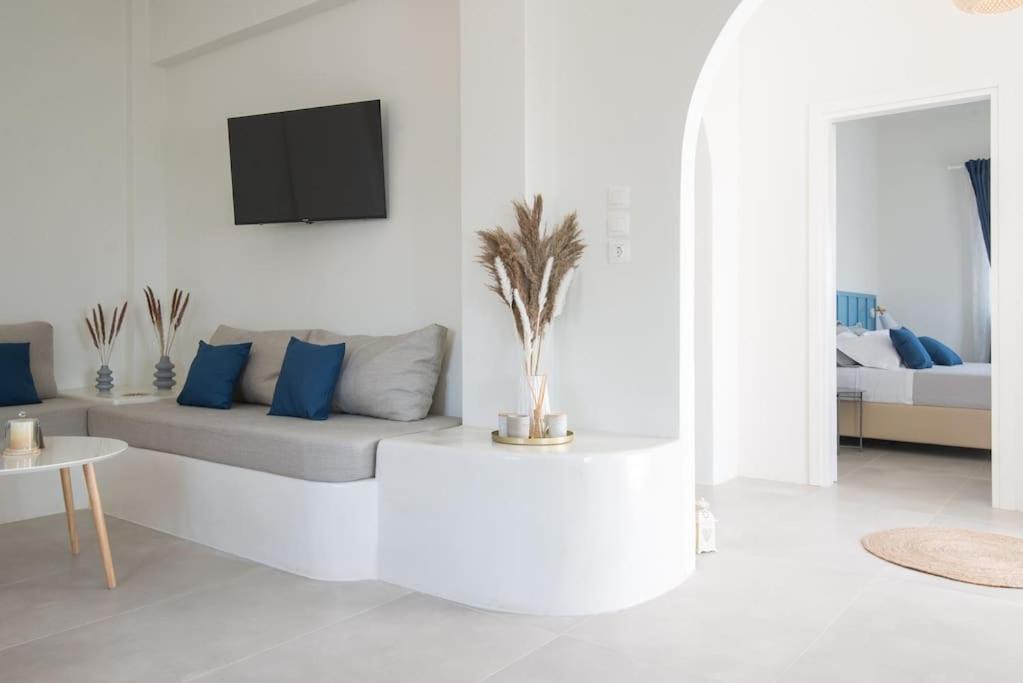 Photo of Livingroom in Drios