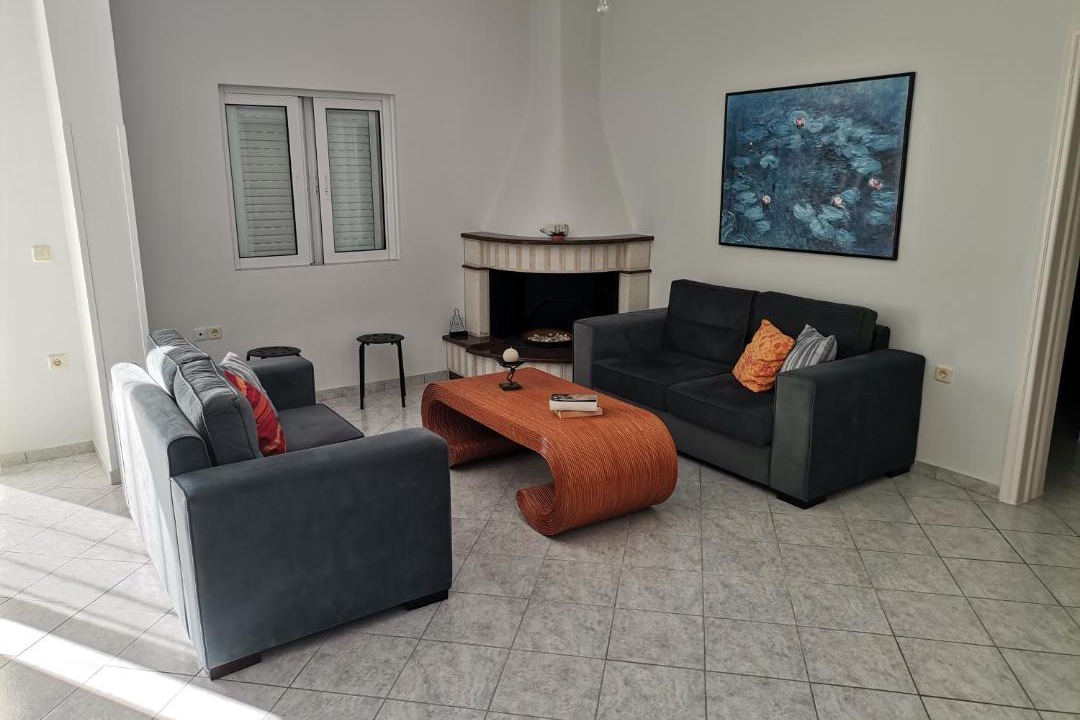 Photo of Livingroom in Menidion