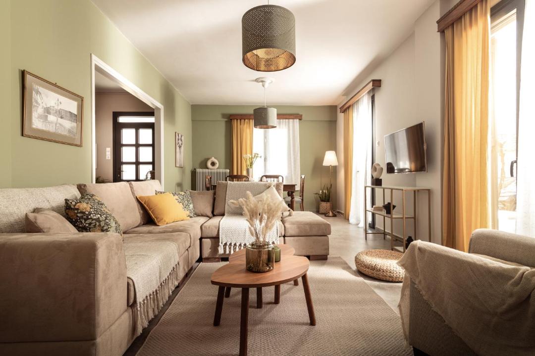Photo of Livingroom in Pigadhakia