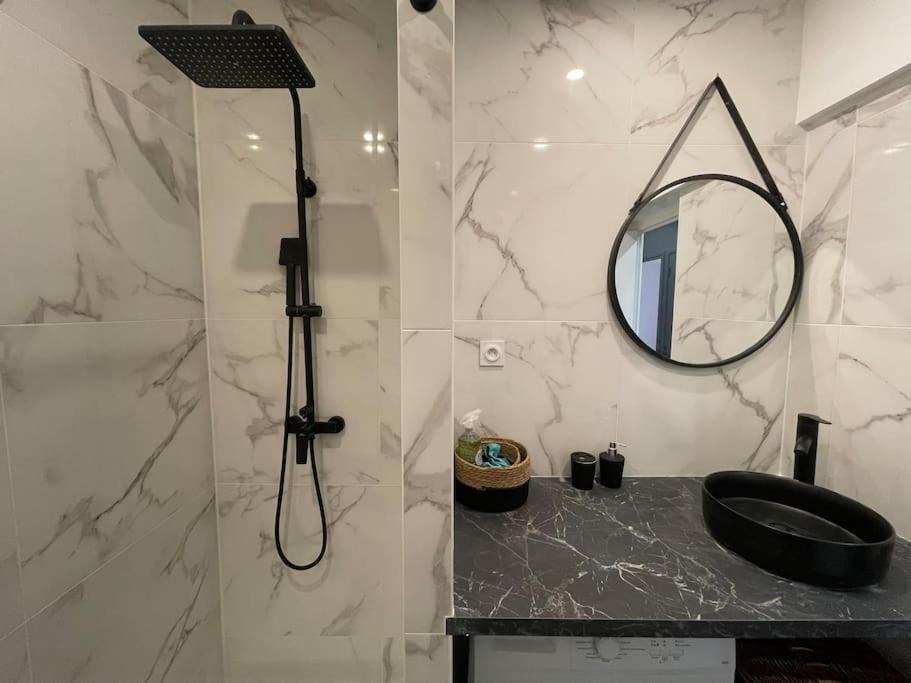 Photo of Bathroom in Faubourg Saint-Jacques