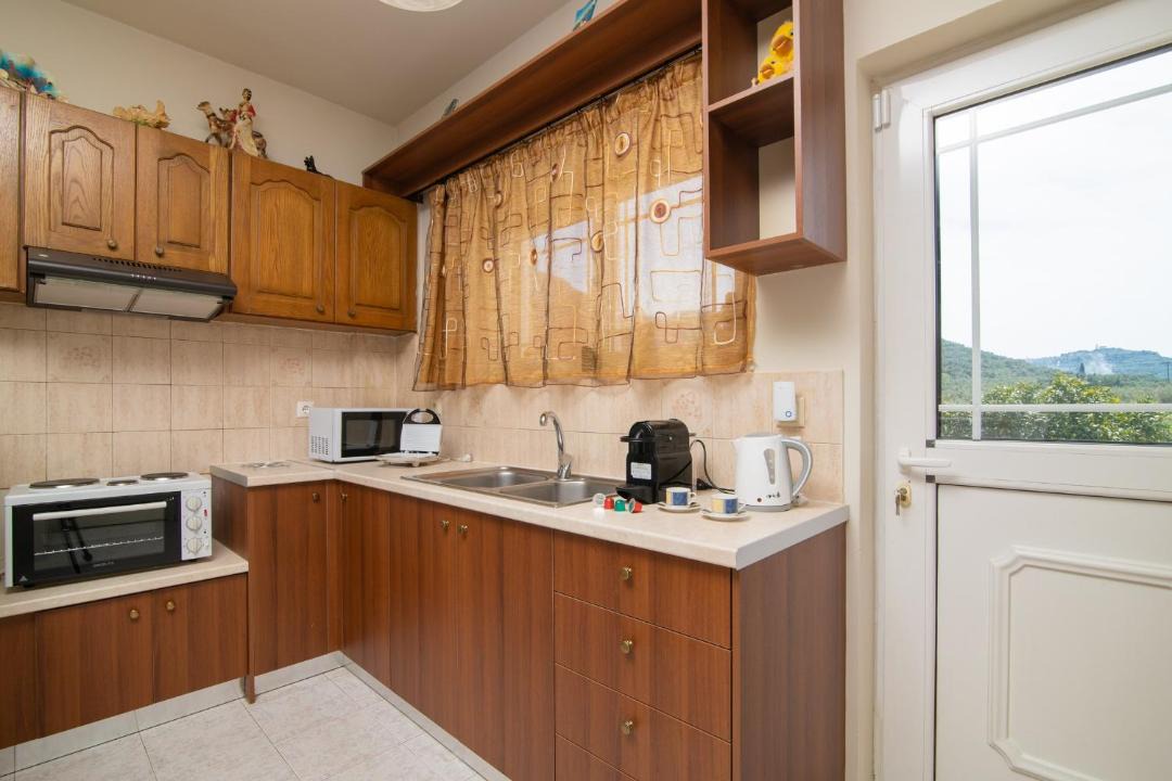 Photo of Kitchen in Alikanas