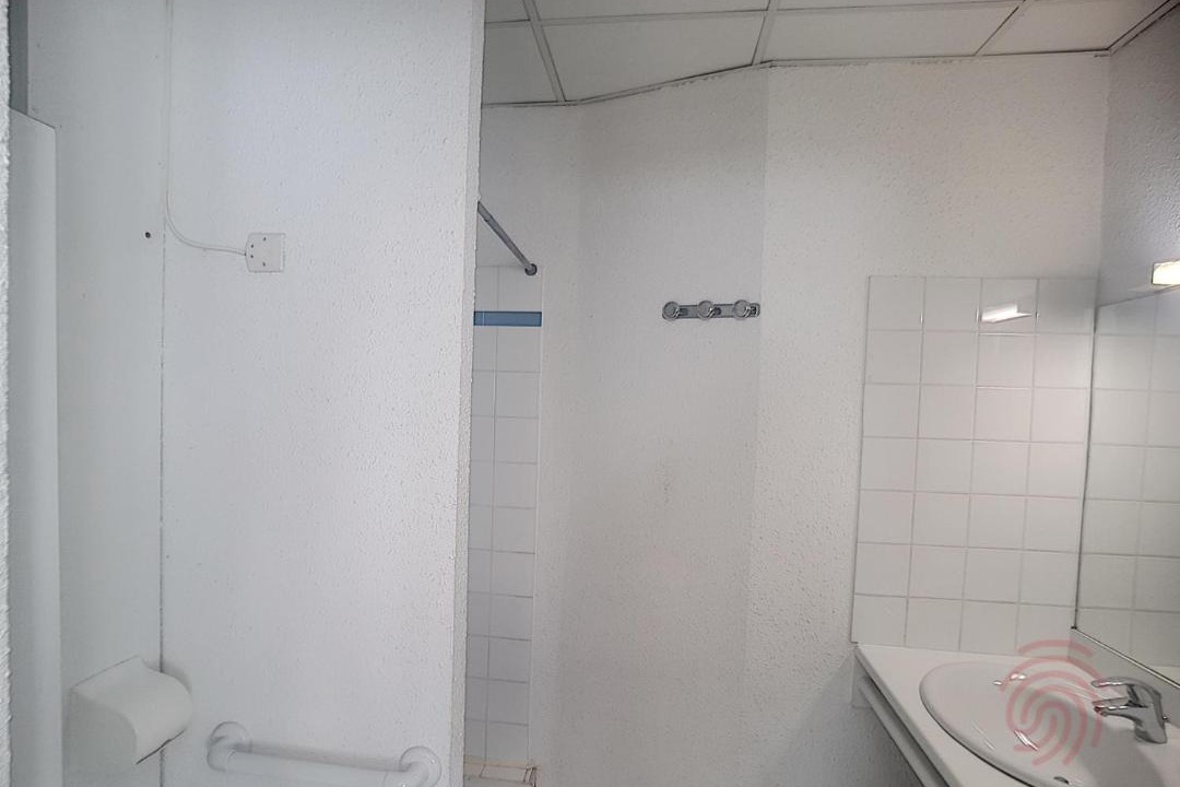 Photo of Bathroom in Lamalou-les-Bains