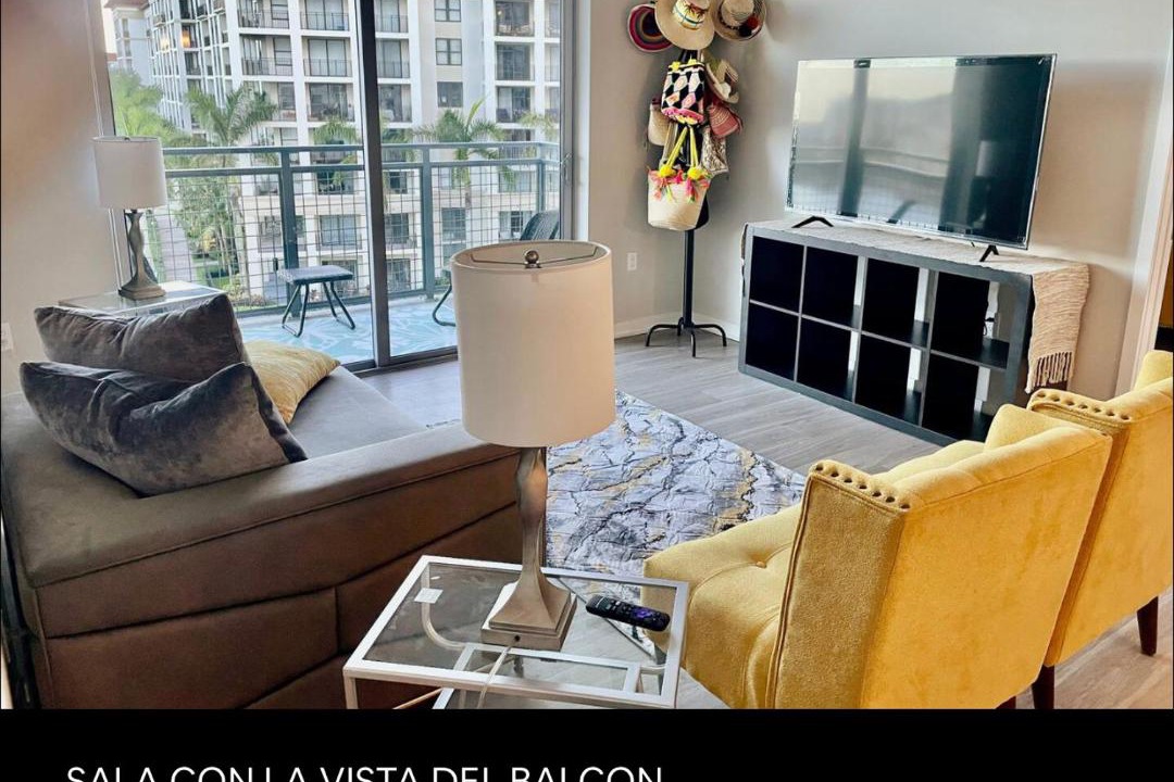 Photo of Livingroom in Doral