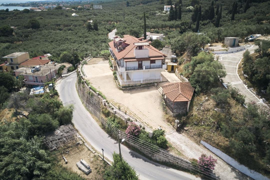 Photo of Others in Alikanas