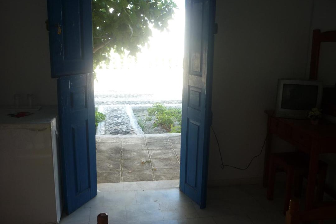 Photo of Others in Perissa