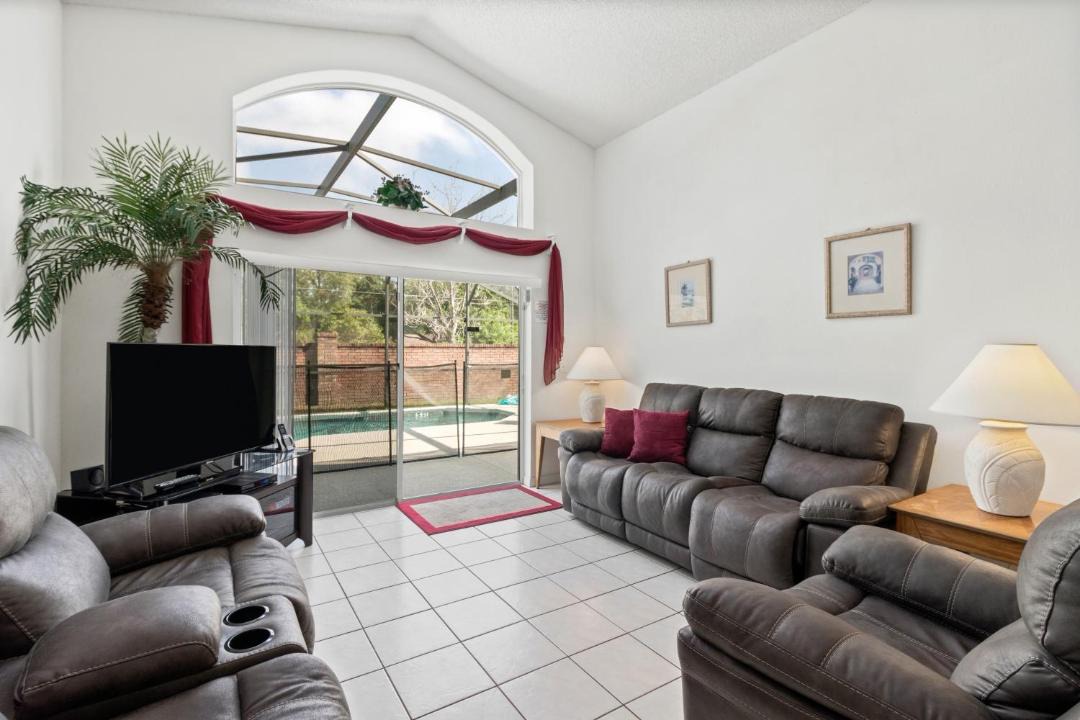 Photo of Livingroom in Seasons