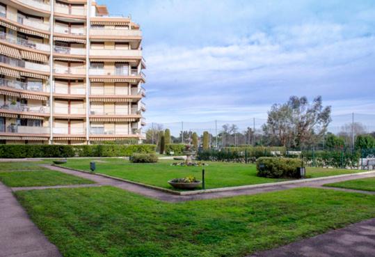 Photo of Buildings in La Napoule