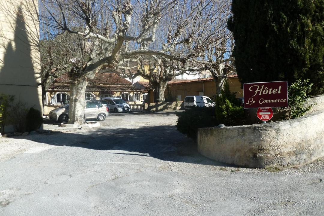 Photo of Others in Auriol