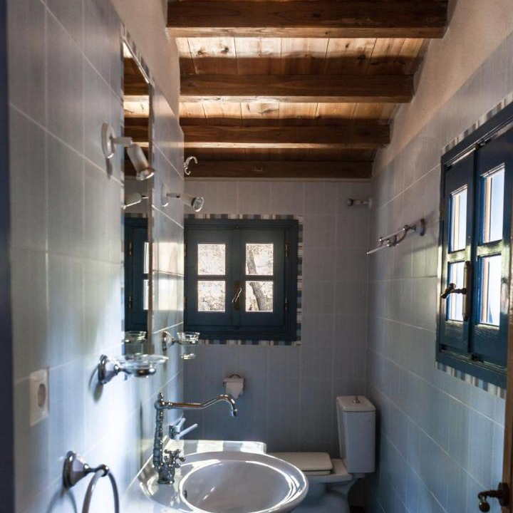 Photo of Bathroom in Votsi