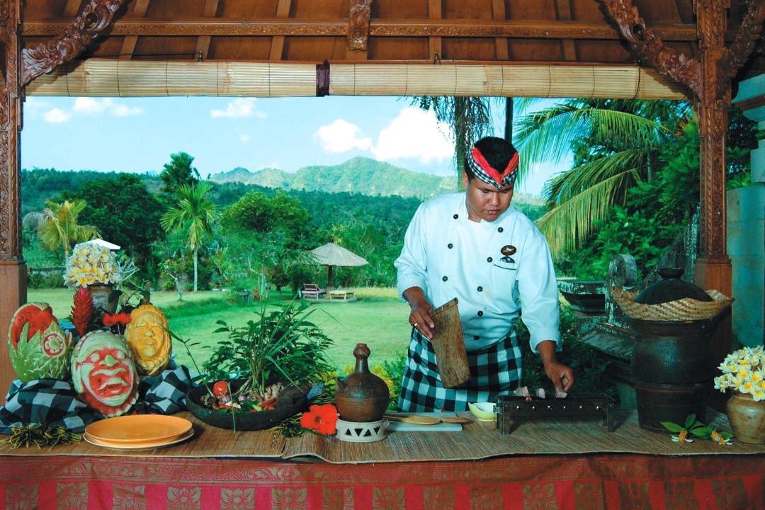 Photo of Human In Picture in Manggis