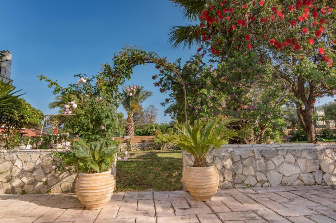 Photo of Patio Balcony in Pantokratoras