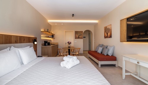 Double/Triple Sea View (New Renovated)