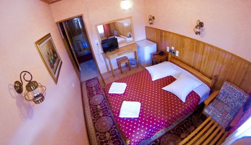 Double or Twin Room, Mountain View