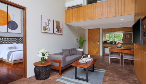 2 Bedrooms Suite with Private Pool