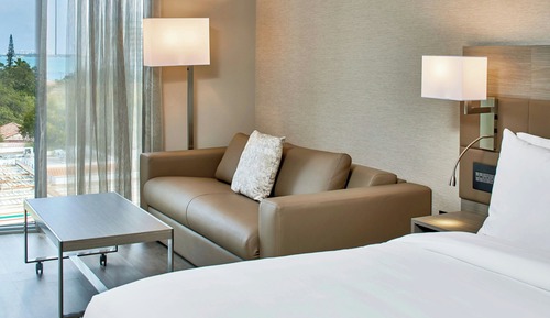 Room, 1 King Bed with Sofa bed (Mobility Accessible, Tub)