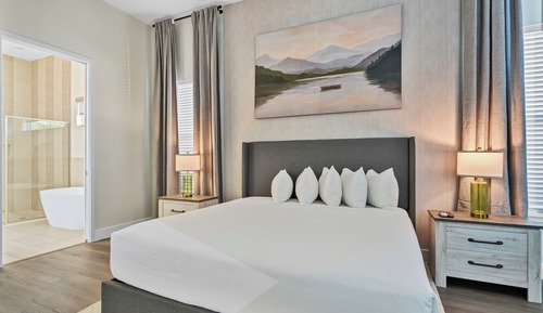 Signature Room, Multiple Beds (8 Bedroom)
