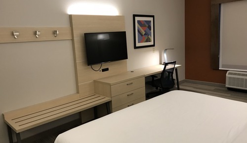 Suite, 1 King Bed