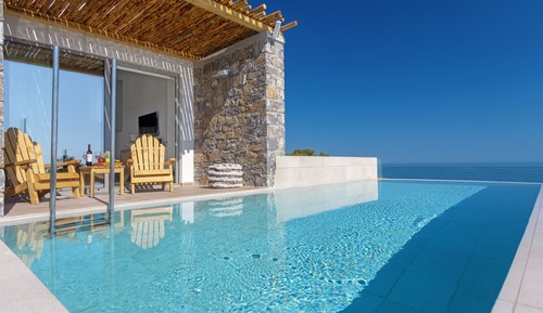 Atermono Suite, Split Level, Sea View, Private Pool