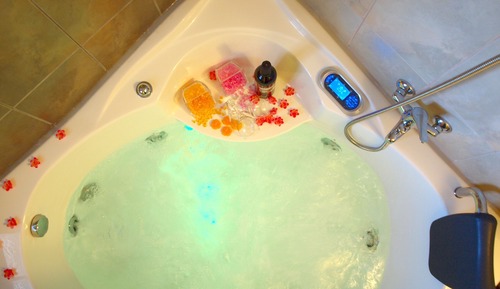 Suite, Jetted Tub (Elegant)