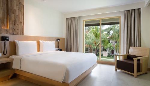 Suite, 1 Bedroom, Garden View