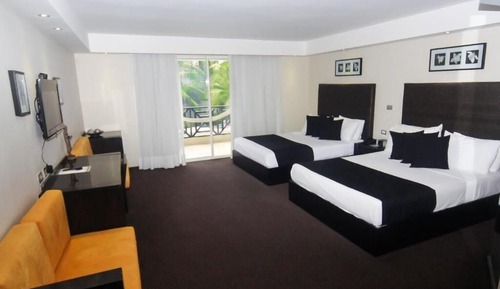 Comfort Quadruple Room, Balcony, Pool View